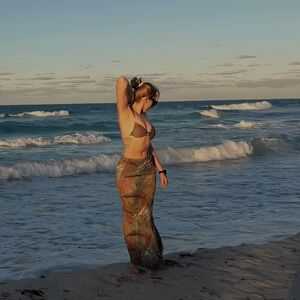 Meet your Posher, Lily-Annique